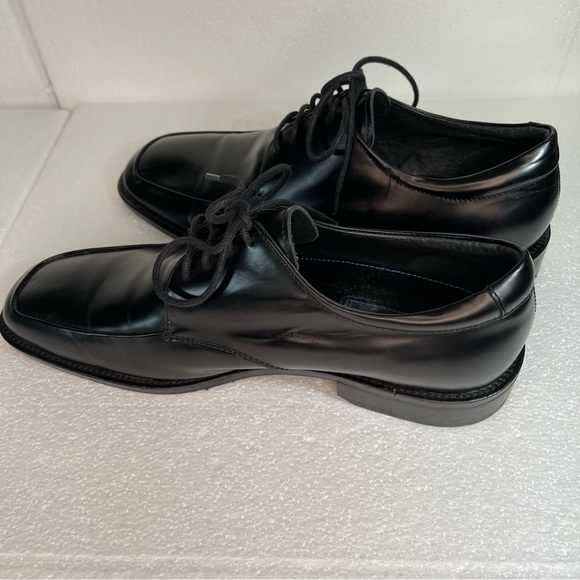 Material London mens shoes black Tie up Leather size 10 pre owned good condition - Picture 14 of 16